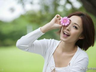 未婚男与离婚带孩子女人（未婚小伙爱上离婚带孩女）