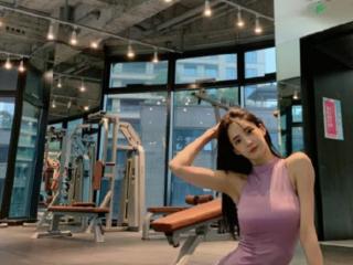 韩国花蛇事件（10亿整容脸网红花蛇被老板毁容）