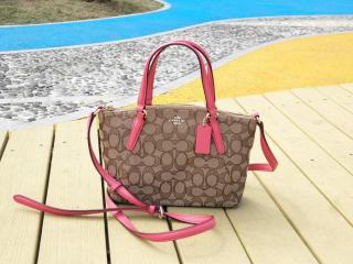 蔻驰包属于什么档次（COACH属于什么档次）