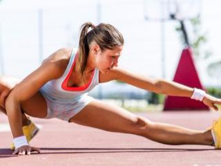 运动前的热身运动（运动前必做的3个热身动作）