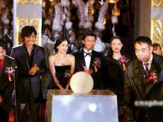 关晓彤的爷爷（京圈格格关晓彤和傻狍子鹿晗）