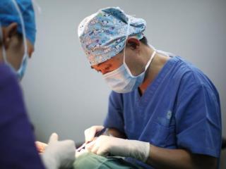 什么是双眼皮增生（双眼皮术后恢复太慢）