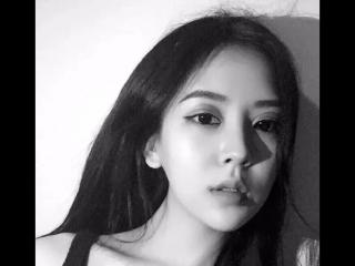 讽刺男人不专一的句子（16句抖音高逼格的霸气句子）