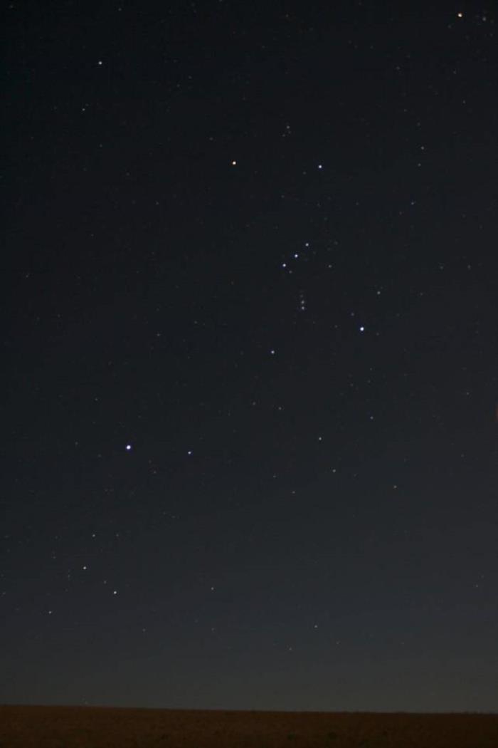 夜空中的星星真实照片图片