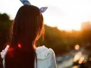 最简短最深情的一句话（23句最简短最深情的句子）