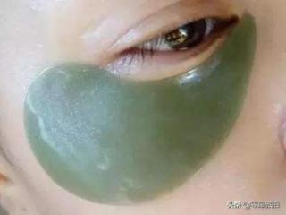 眼膜贴完要洗吗（眼膜贴完后要清洗吗）