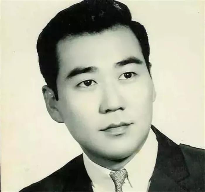 香港70年代男演员男星图片