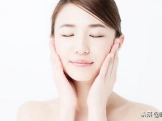 爽肤水用手还是化妆棉（爽肤水用手涂抹效果好）