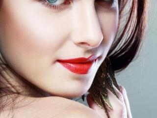 爽肤水和精华水有什么区别（精华水可以代替爽肤水吗）