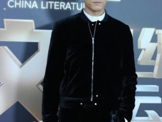 胡歌吴磊同框（台下与吴磊主仆相遇露出慈父笑）