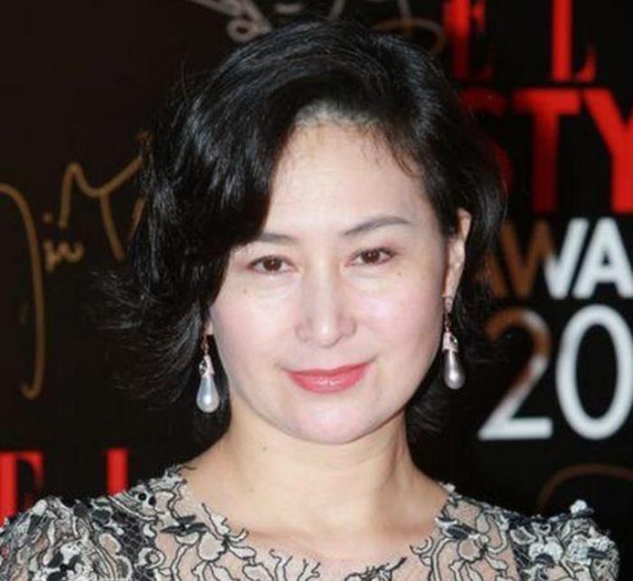 何鸿燊几个老婆赌王何鸿燊98岁离世