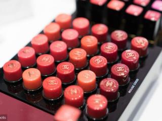 口红可以用多久（一支口红可以用多久）