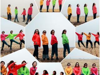 合影拍照姿势大全（拍合影照片技巧大全）