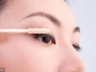 接完睫毛多久可以碰水（嫁接睫毛——嫁接后详细注意事项）