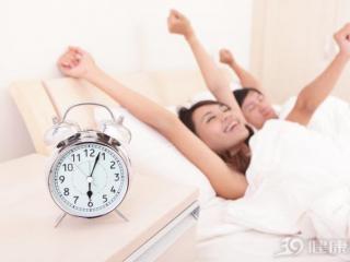 精华液多久用一次（夫妻多久同房一次为宜）