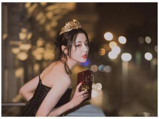 迪丽热巴爸爸是谁（迪丽热巴背景不简单）