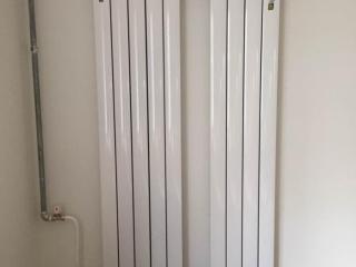 地暖好还是暖气片（到底装暖气片好还是地暖好）