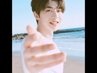 蔡徐坤有没有女朋友（蔡徐坤单身之谜解开了）