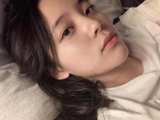 欧阳娜娜妹妹（妹妹14岁竟比她高）