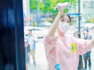 欧阳娜娜照片（欧阳娜娜被路人偶遇）