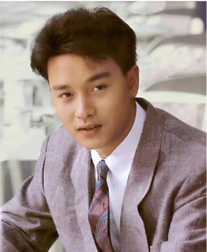 张国荣自杀之谜张国荣为什么会跳楼自杀