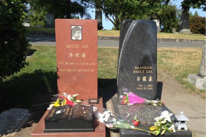 李小龙李国豪(李小龙和儿子李国豪的珍贵合影)