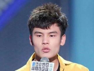 脸小的男生适合什么发型（让你的发型更适合自己）