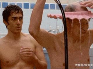 硅油洗发水的危害（硅油洗发水导致脱发）