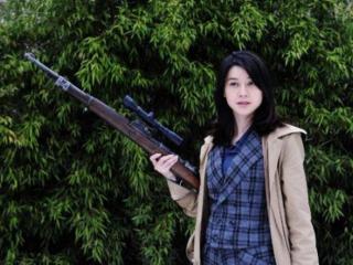 黄海冰的老婆（她是演员黄海冰的妻子）