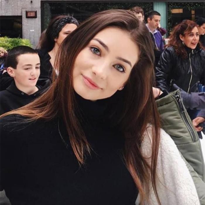 保罗沃克女友影帝保罗沃克之女梅朵