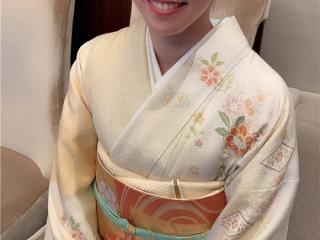 马龙石川佳纯（石川佳纯太幸福笑得合不拢嘴）