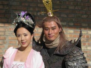 黄袍怪和百花羞（黄袍怪为什么对百花羞又爱又恨）