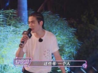 下雨是什么梗（萧敬腾一拿话筒就下雨是什么梗）