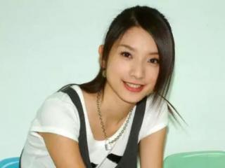 李威悼念许玮伦（去世后连续悼念11年）