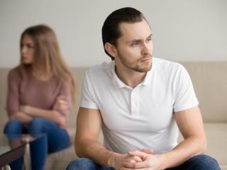 老公出轨没有证据死活不承认（发现老公出轨却死不承认怎么办）