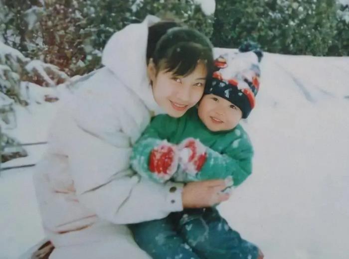 王一博父母王一博复制了父母的优点