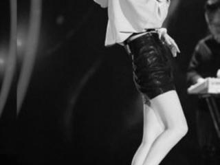 谭维维花臂（大花臂超级女声谭维维的时尚穿搭）