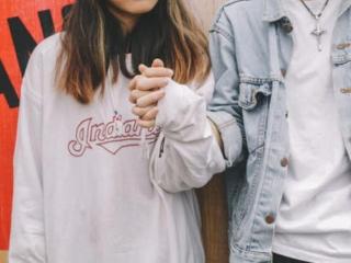 撩人套路女生撩男生（很甜很撩男神的一问一答套路）