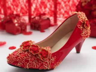 结婚送什么礼物最吉利（家人结婚送什么礼物好）