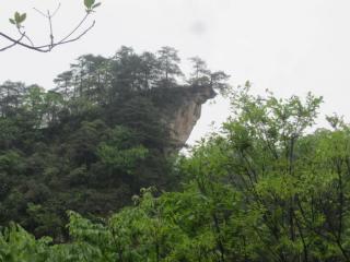 男人想睡你的暗示，女人要读懂的男人性暗示小动作