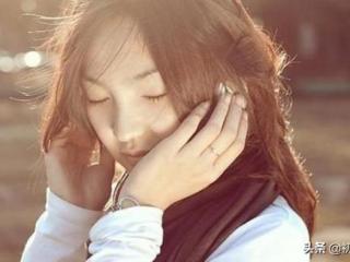 给女朋友qq空间留言暖心句子，写给女友很暖心的爱情说说