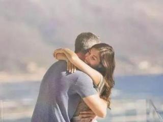 男人想追你的前兆（男人爱上你的前兆）