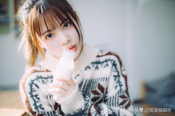 腼腆男生暗恋你的表现会有哪些 腼腆的男生会有女生喜欢吗