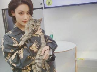 圆脸剪什么短发型好看（圆脸女生适合的5款短发）