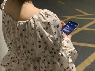 网恋分手后还可以联系对方吗（男朋友还跟以前的网恋对象有联系）