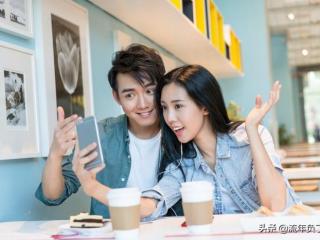 怎样和前任联系不尴尬（怎么跟前女友聊天不尴尬）