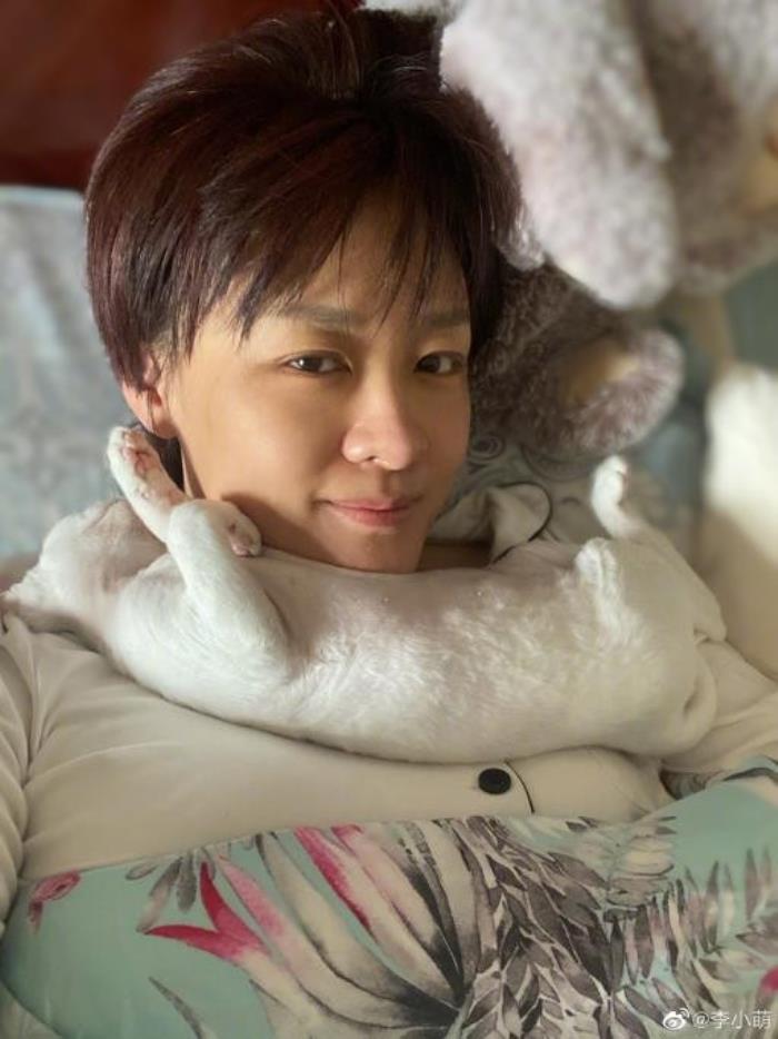 李小萌主持人前央视主持李小萌无人识