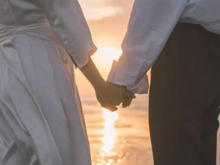 如何确定网恋是认真的（如何正确看待网恋）