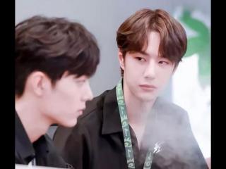 王一博和肖战合照高清，有一种溺爱合照叫王一博肖战