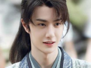 王一博童年，王一博晒童年合照